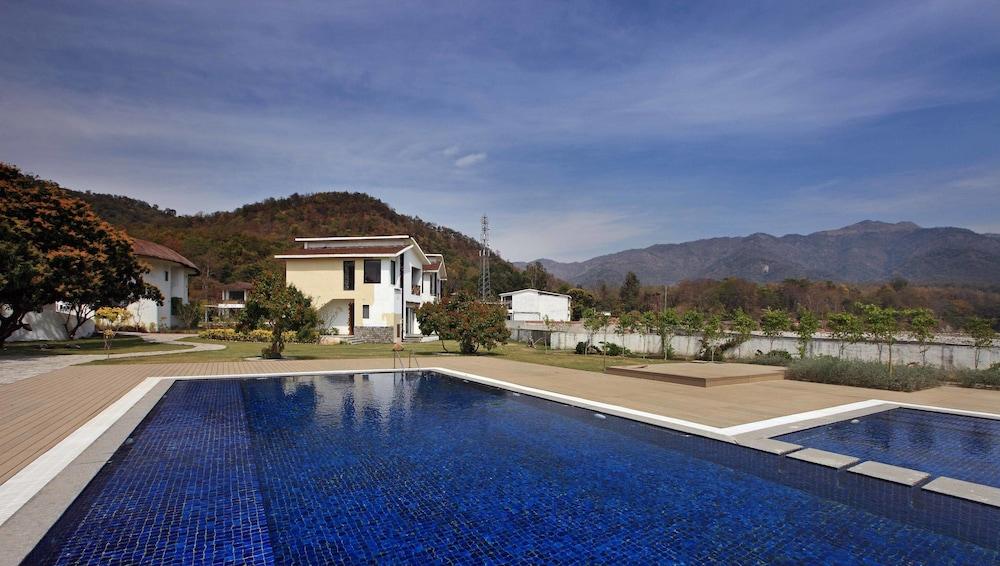 Lemon Tree Premier, Corbett Otel Ramnagar  Dış mekan fotoğraf