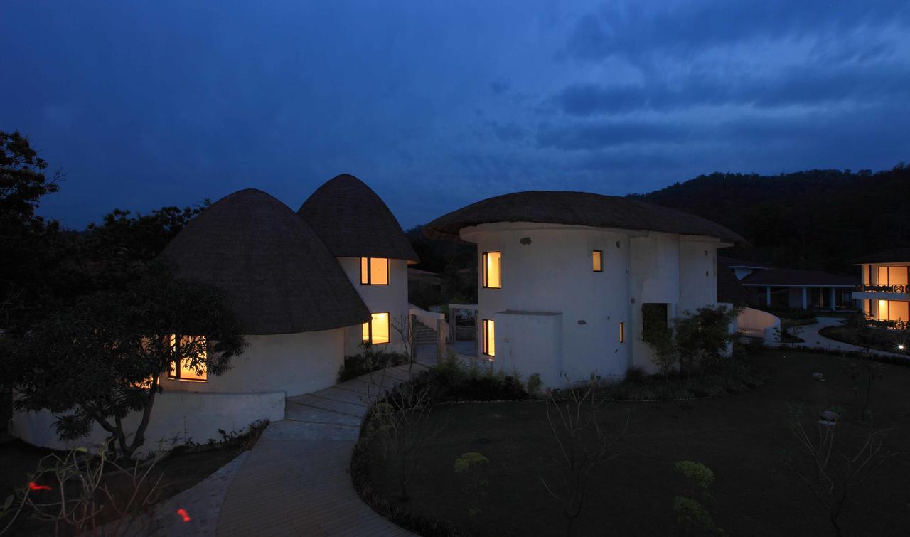 Lemon Tree Premier, Corbett Otel Ramnagar  Dış mekan fotoğraf