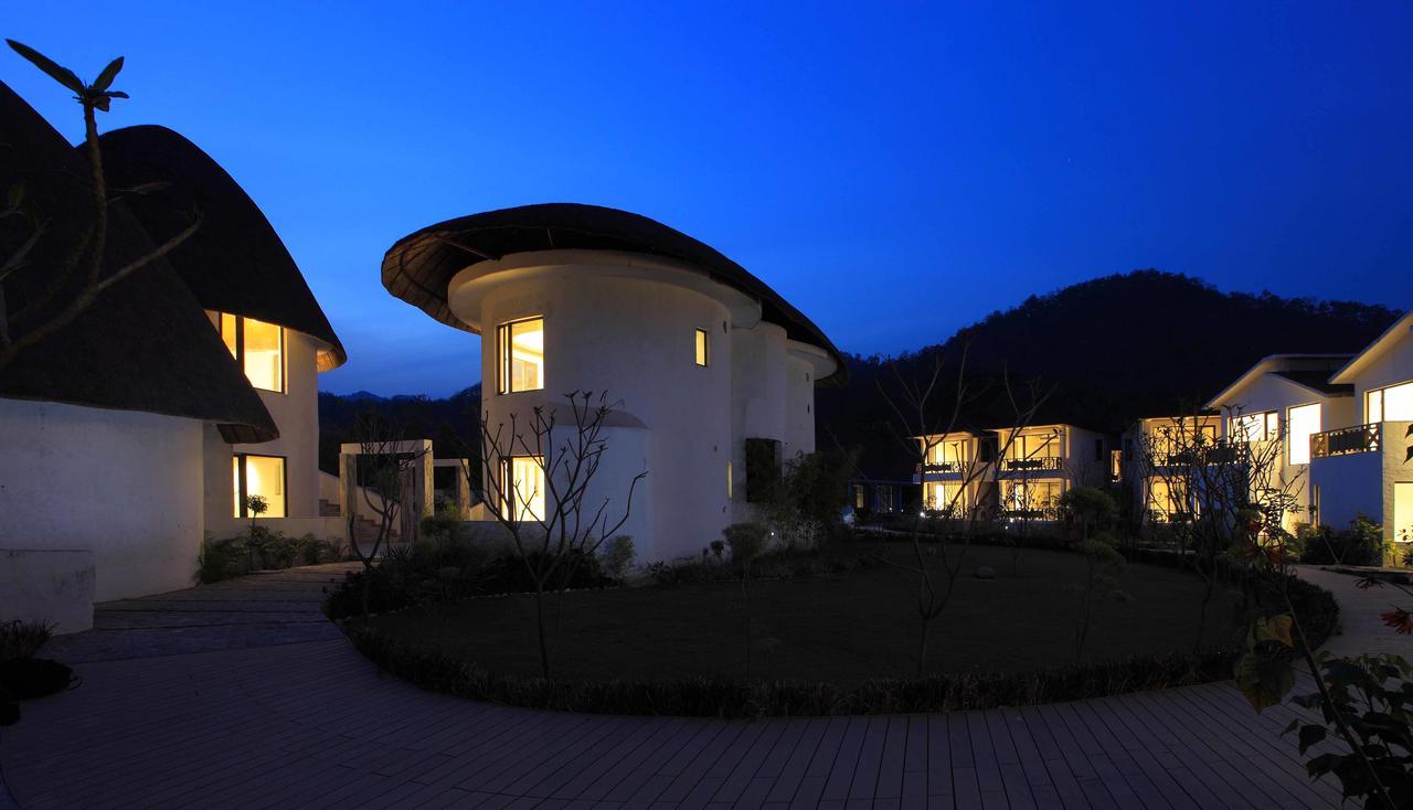 Lemon Tree Premier, Corbett Otel Ramnagar  Dış mekan fotoğraf