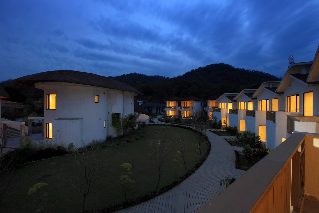 Lemon Tree Premier, Corbett Otel Ramnagar  Dış mekan fotoğraf
