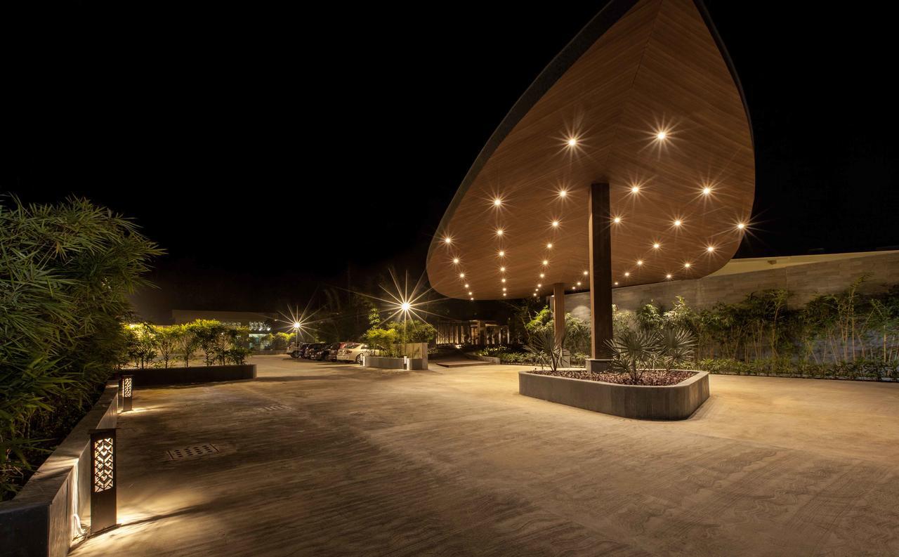 Lemon Tree Premier, Corbett Otel Ramnagar  Dış mekan fotoğraf